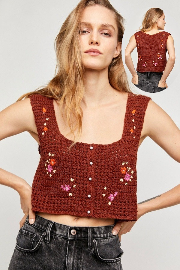 As blusinhas de crochê cropped top estão na moda!