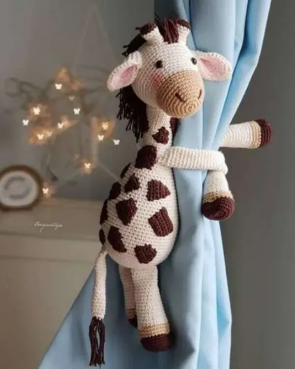 Vovó Coruja: Amigurumi para decorar o quarto do bebê