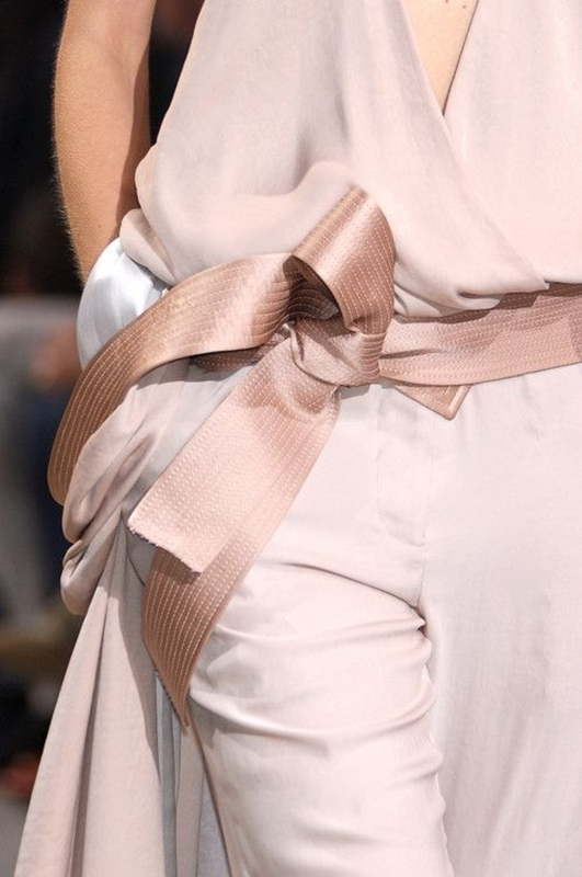 Faça você mesma : Laços da moda - fita na cintura