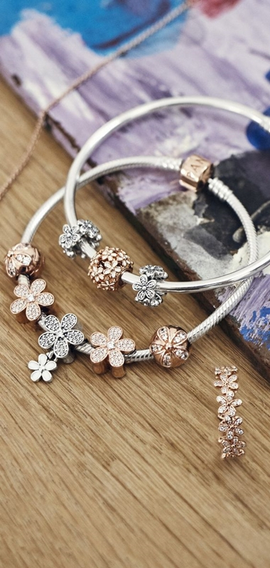 Pulseiras e charms Pandora