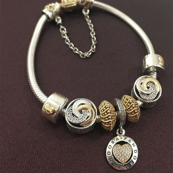 Pulseiras e charms Pandora
