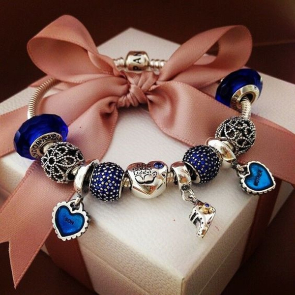 Pulseiras e charms Pandora