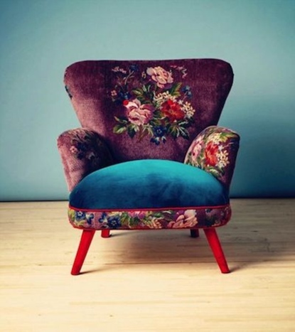 sofa - ultra violet color - decor