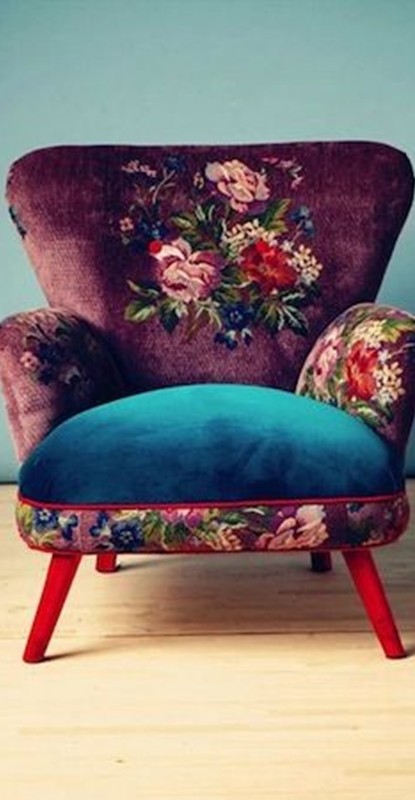 sofa - ultra violet color - decor