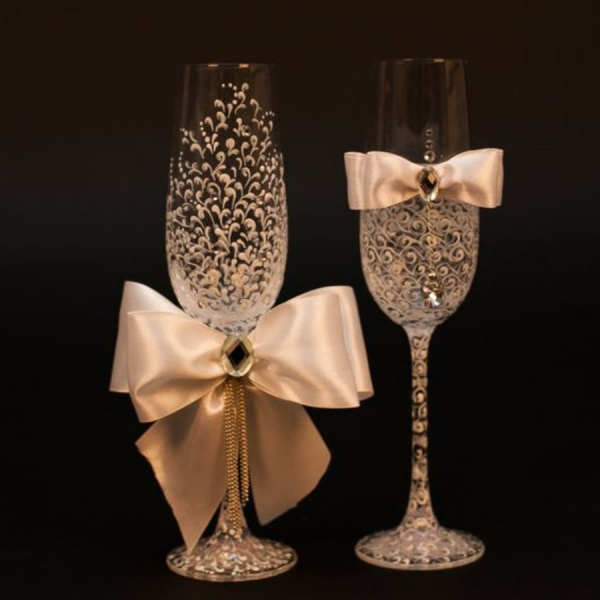 20 ideias para festa de bodas de ouro - decoração das taças