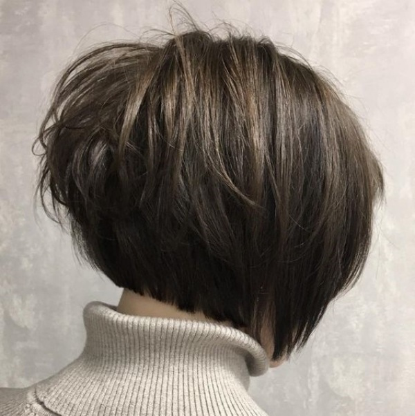 Bem na Foto: 20 Cortes de Cabelo Curto para fios Grossos ou Volumosos