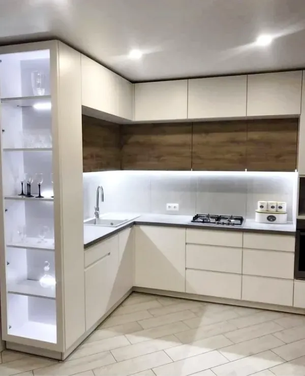 Casa Bonita: Armários de cozinha com porta de vidro