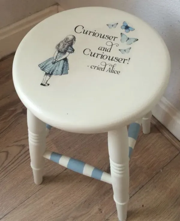 22 Ideias de móveis renovados usando decoupage