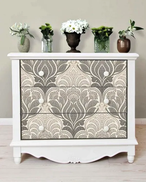 22 Ideias de móveis renovados usando decoupage