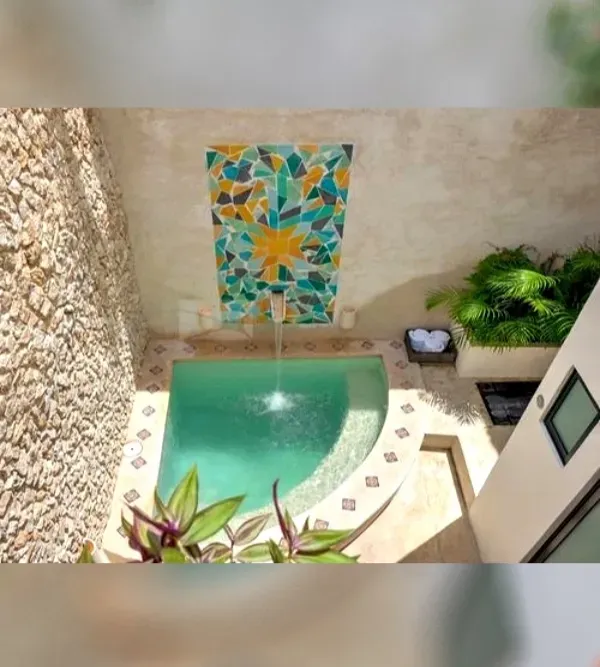 Transforme Seu Quintal: 18 Ideias de Mini Piscinas para Espaços Compactos