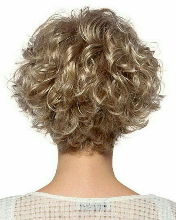 Bem na foto: +12 cortes de cabelo curto repicado para senhoras,