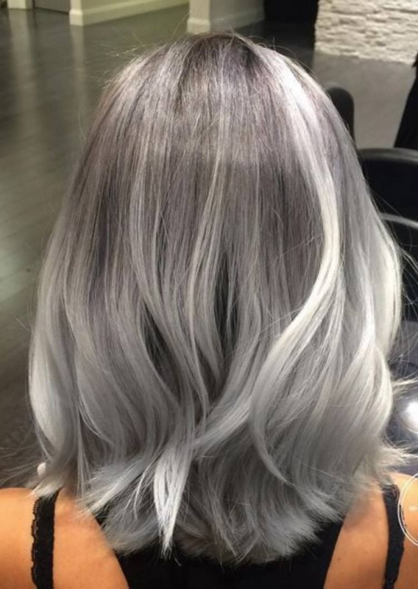 Bem na foto: 17 Cortes de Cabelo Médio para Senhoras
