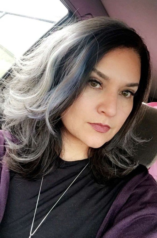 Bem na foto: Corte de cabelo médio em camadas