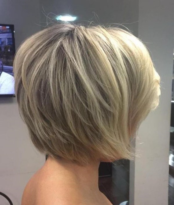 Bem na foto: 17 cortes de cabelo médio