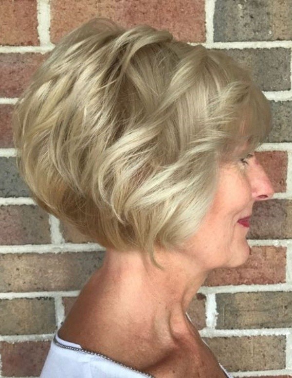 Melhores cortes de cabelos para mulheres de 60 anos ou mais(parte 2)