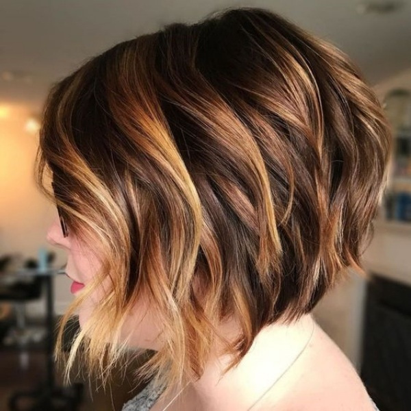 Bem na foto: Corte para cabelo liso e curto