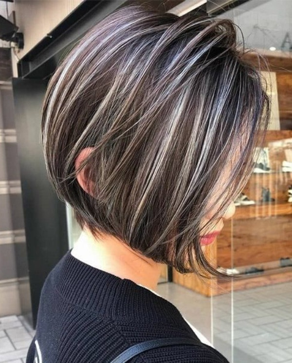 Bem na foto: Corte para cabelo liso e curto
