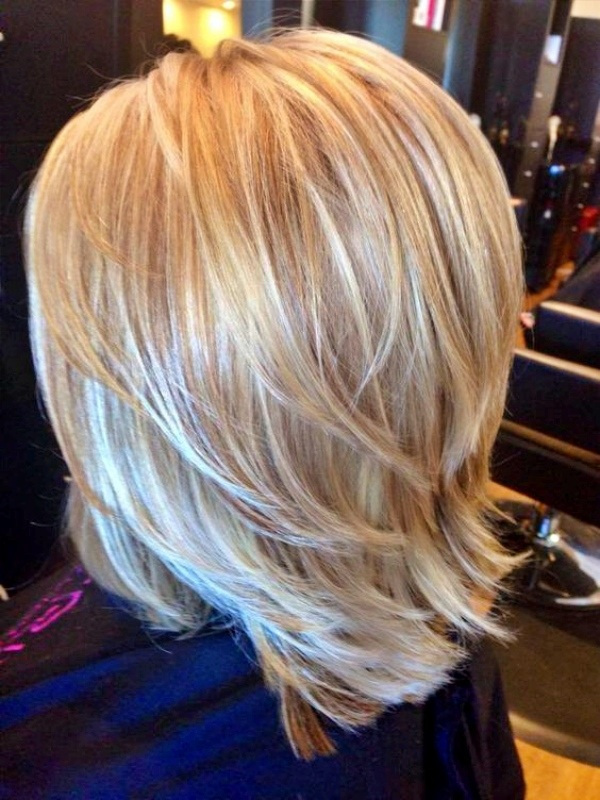 Bem na foto: +25 cortes de cabelo médio liso
