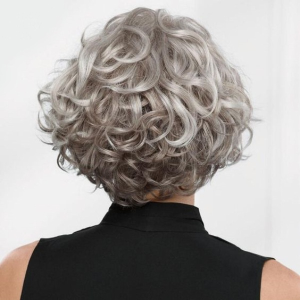 Bem na Foto: Corte de Cabelo Curto Cacheado para Senhoras