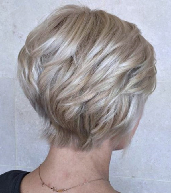 Bem na Foto: Corte de cabelo curto liso para senhoras