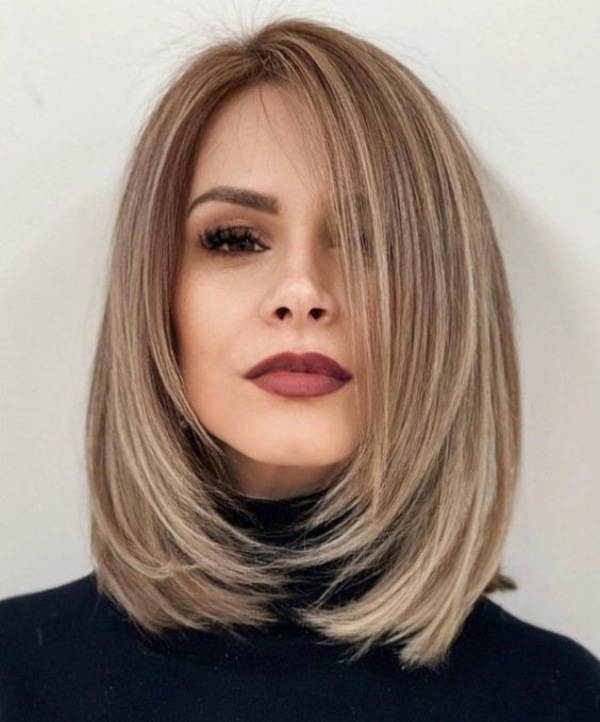 Bem na Foto: 15 Ideias para corte de cabelos médios lisos