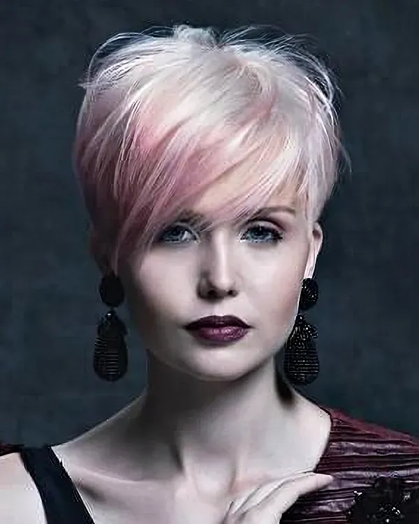 15-cabelo-liso-curto-com-franja-irregular