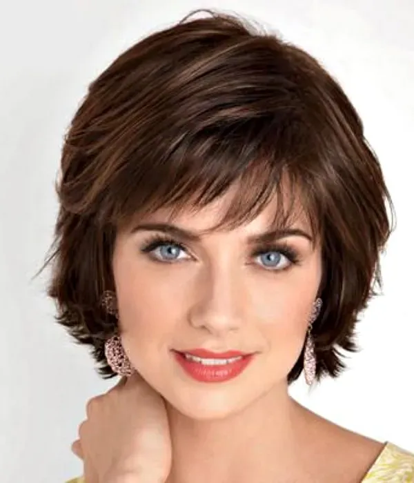 20-cabelo-liso-curto-com-franja-irregular