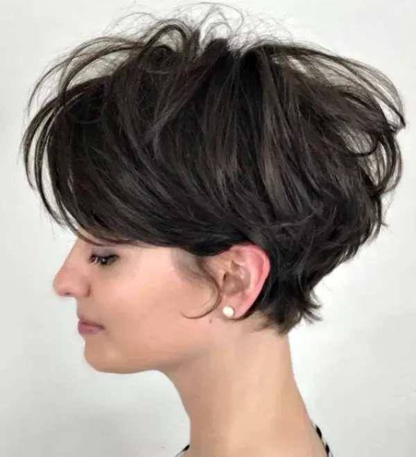 Bem na foto: 20 modelos de cortes para cabelo curto liso e fino