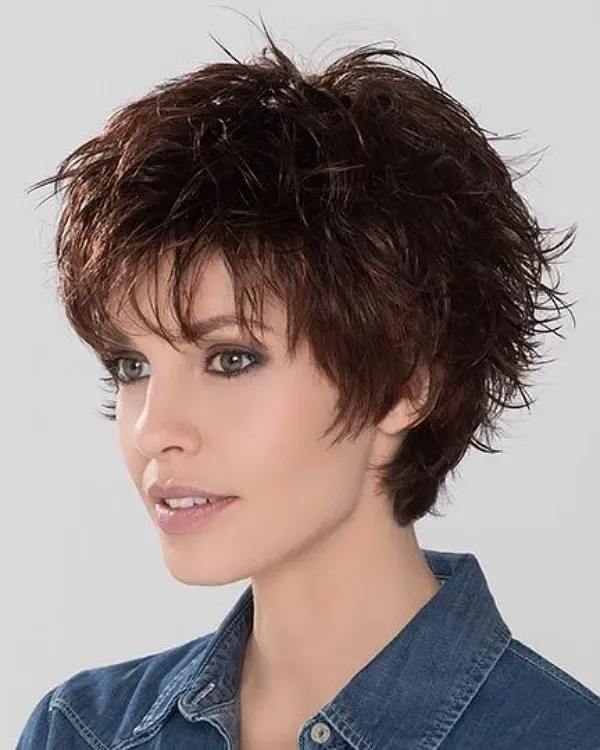 Bem na foto: 20 modelos de cortes para cabelo curto liso e fino