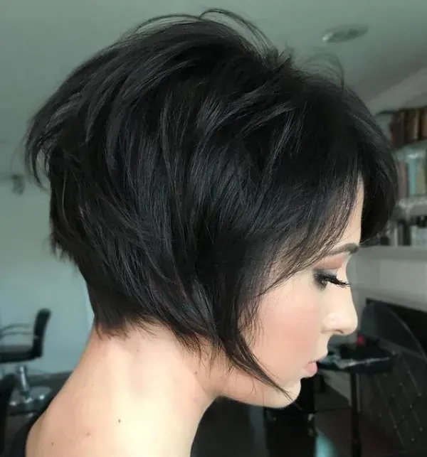 Bem na foto: 20 modelos de cortes para cabelo curto liso e fino