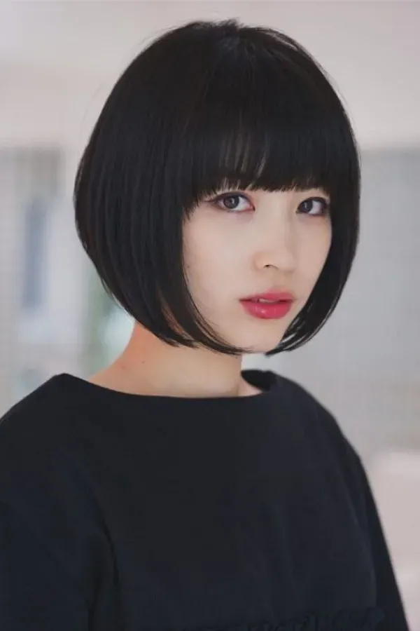 Bem na Foto: 20 dicas de corte de cabelo médio para orientais