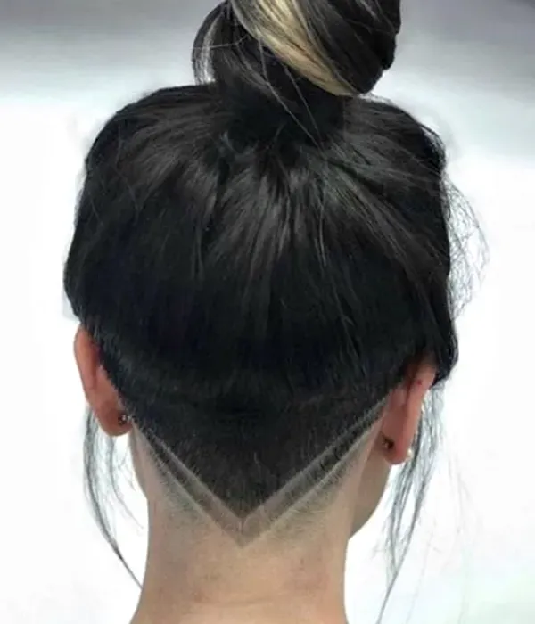14 inspirações de corte de cabelo com hair tattoo feminino