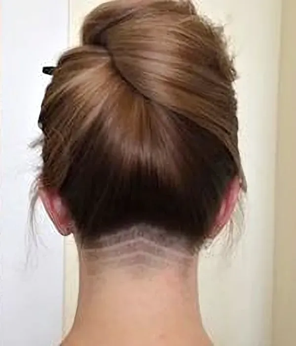 14 inspirações de corte de cabelo com hair tattoo feminino