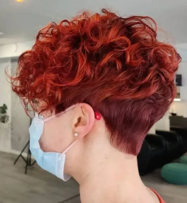 Bem na Foto: Corte curto para cabelos cacheados