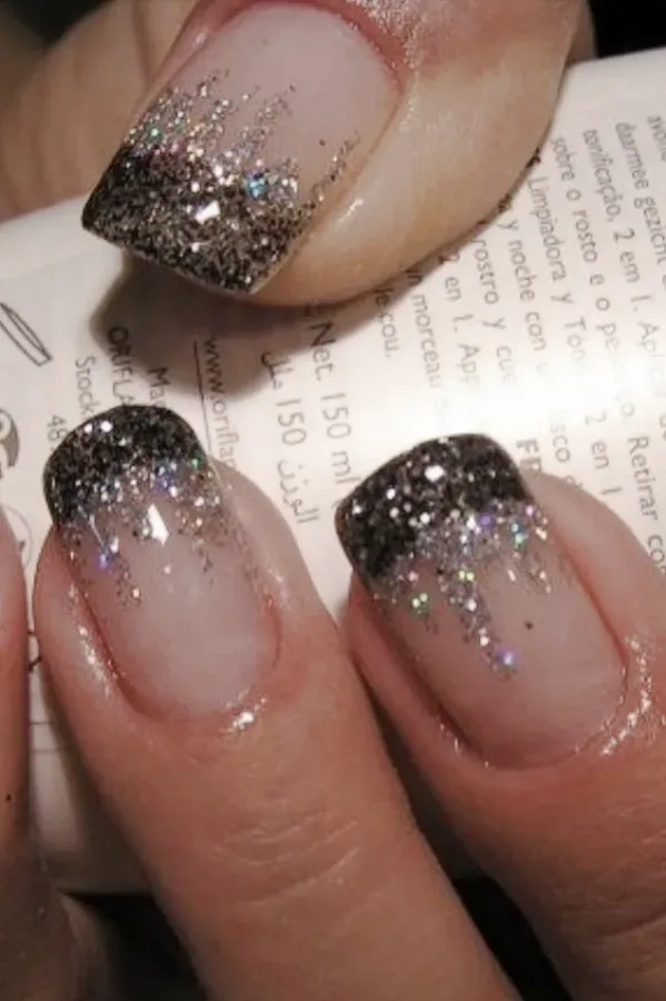 Unhas Decoradas para Festa: 20 Inspirações para Todos os Estilos