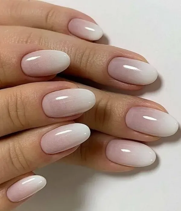 Tipos de Unha Degradê: Mãos Bonitas e um Look Moderno e Elegante