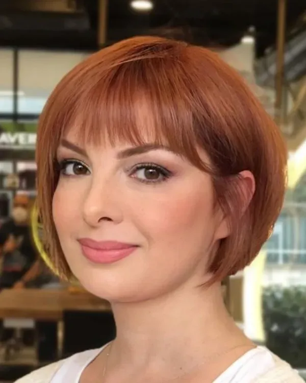Um Look Atualizado: Inspirações Modernas de Cortes de Cabelo para Rosto Redondo