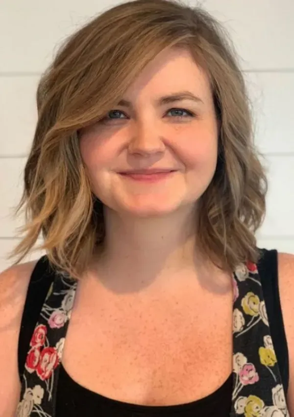 Um Look Atualizado: Inspirações Modernas de Cortes de Cabelo para Rosto Redondo