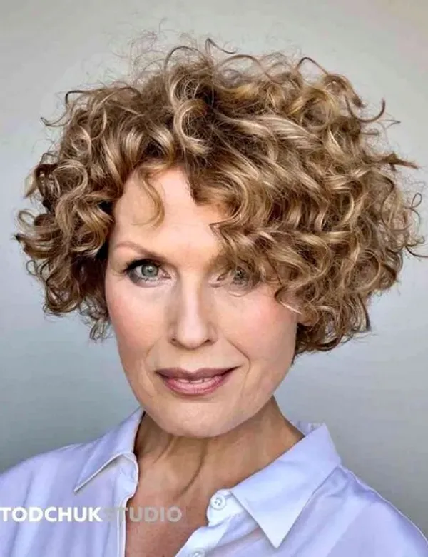 Cortes de Cabelo Modernos para Senhoras: Inspirações com Estilo e Elegância