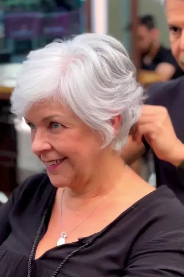 Novo Visual: Inspirações de Cortes de Cabelo para Mulheres com 60 Anos ou Mais