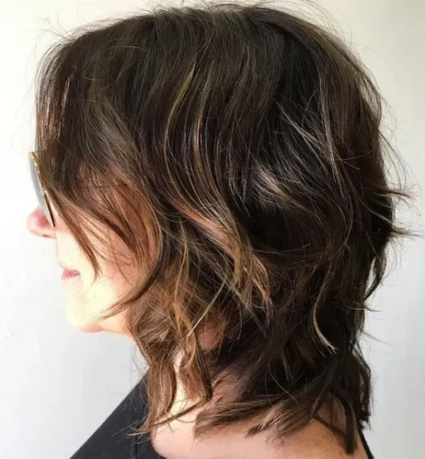 Dicas de Cortes de Cabelo Elegantes para Mulheres com Mais de 50 Anos