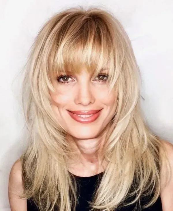 Dicas de Cortes de Cabelo Elegantes para Mulheres com Mais de 50 Anos
