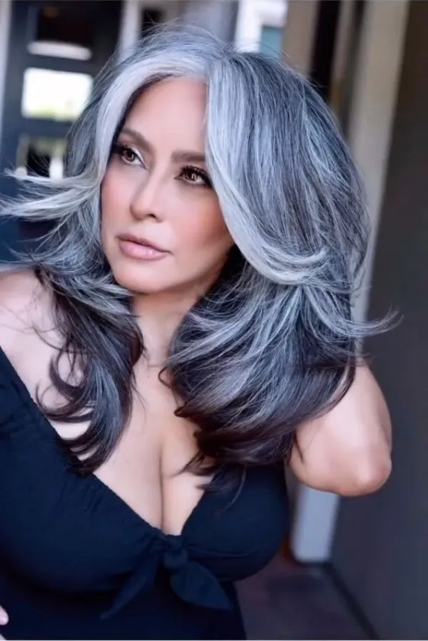 Dicas de Cortes de Cabelo Elegantes para Mulheres com Mais de 50 Anos