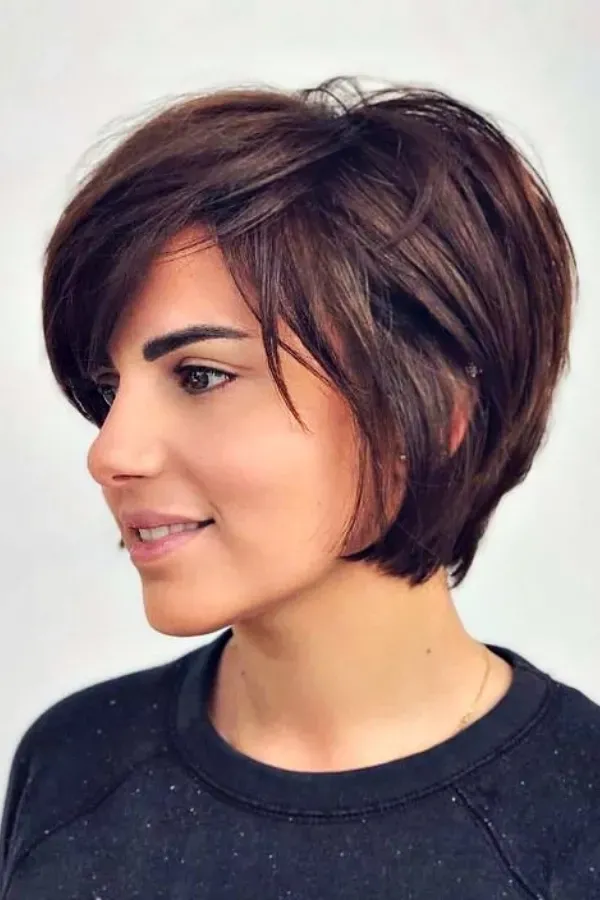Bem na Foto: 70 Cortes Modernos Femininos para Cabelos Lisos Pixie Bob