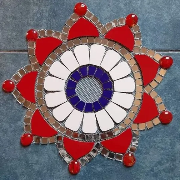 Casa Bonita: Mandalas em Mosaico para Torneiras