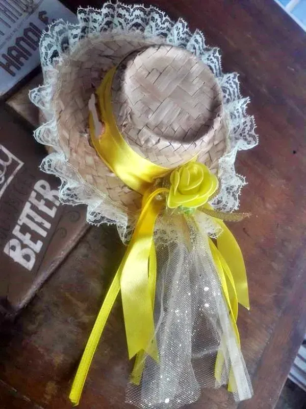 Festa Junina: Ideias de Trajes para o Noivinho e Noivinha Caipira - chapéu