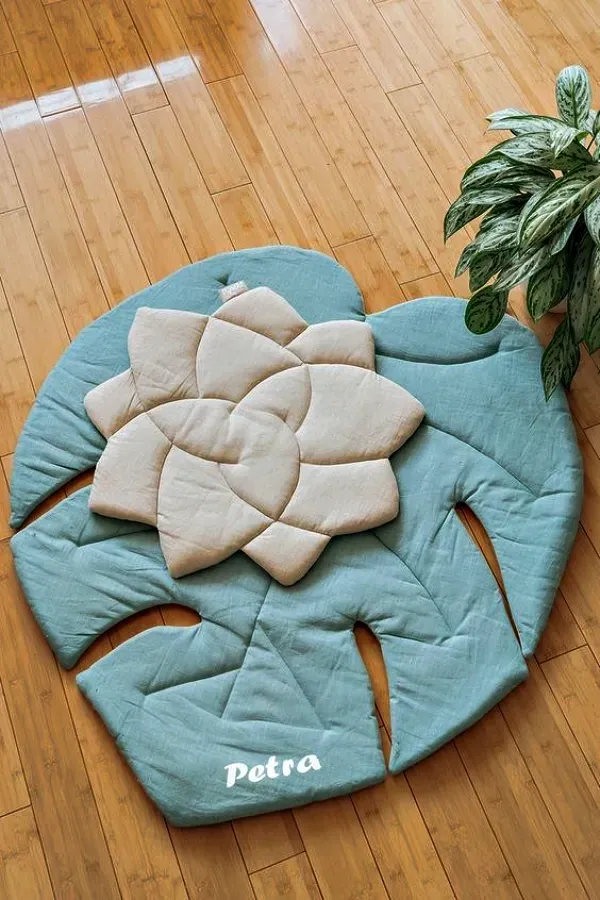 Tapetes artesanais de folhas: aconchego e beleza na decoração