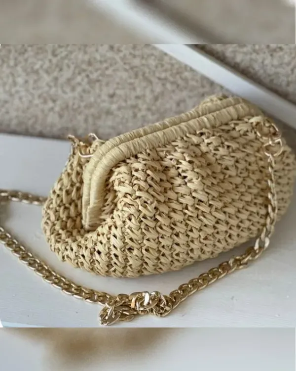 Artesanato na Moda: Bolsas pequenas de ráfia em crochê