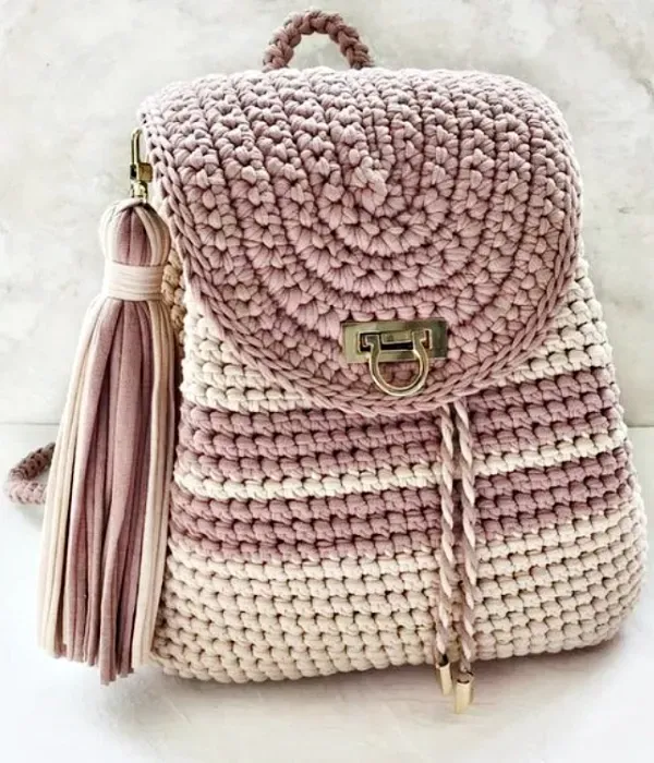 15 Lindos modelos de mochilas de crochê com ponto baixo
