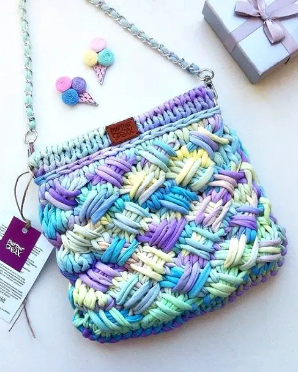 14 Modelos de bolsas em crochê feitos com fio de malha